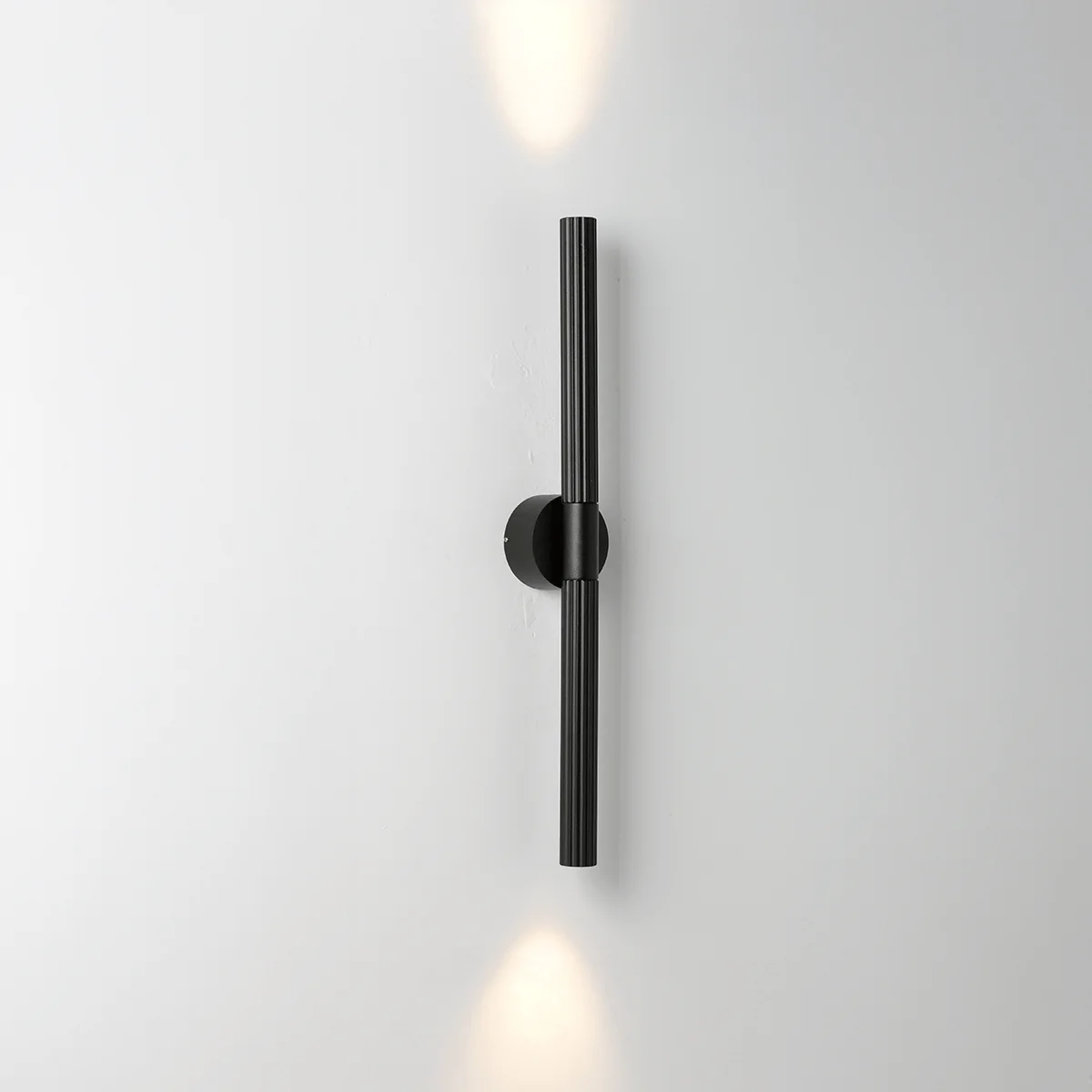 NAVANI OUTDOOR WALL LIGHT - Image 5